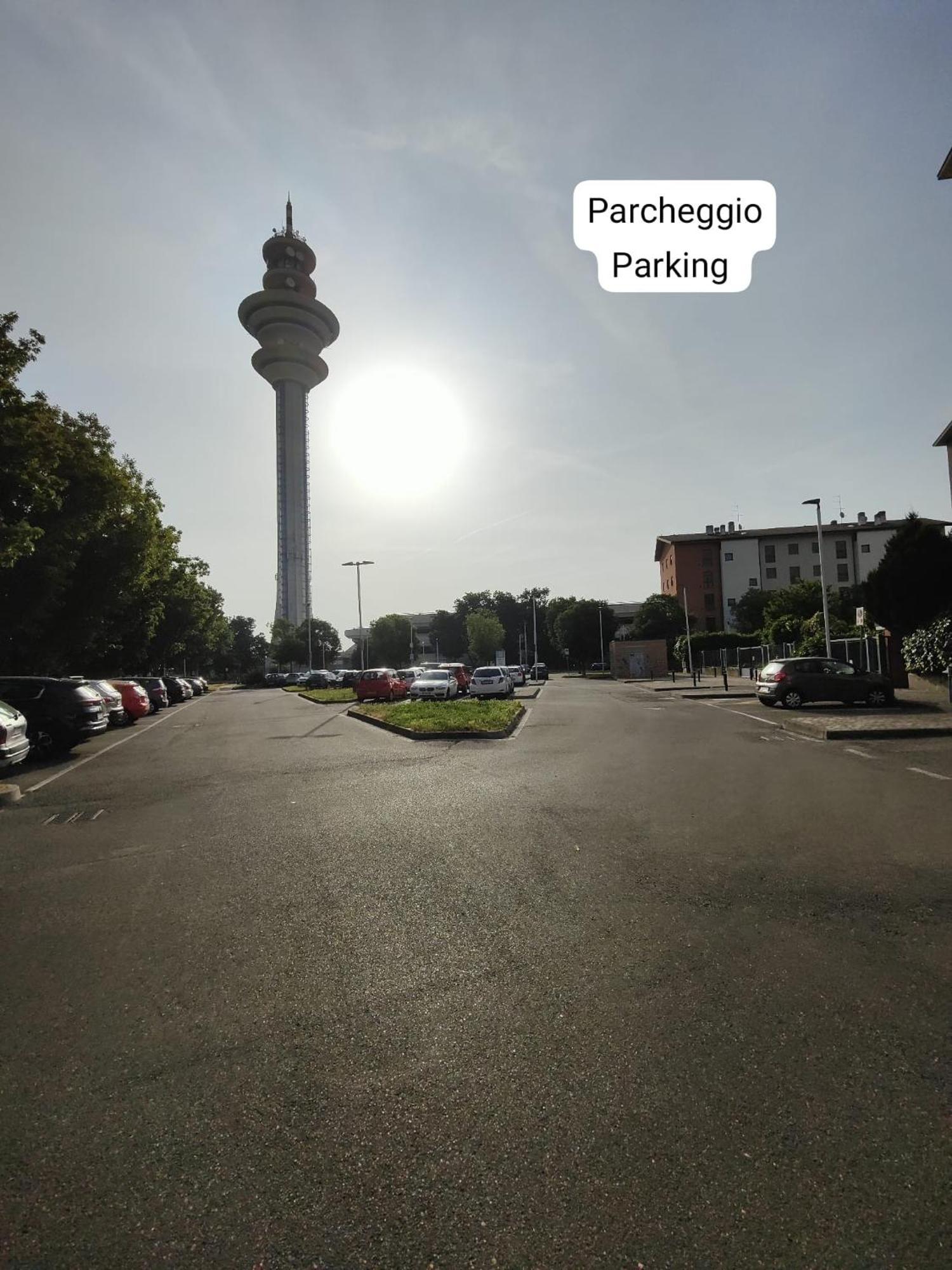 "Come A Casa" - Appartamento Gigi - Self Check In - Ospedale Humanitas - Forum Assago - Tram15 Роццано Екстер'єр фото