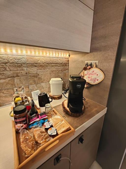 "Come A Casa" - Appartamento Gigi - Self Check In - Ospedale Humanitas - Forum Assago - Tram15 Роццано Екстер'єр фото